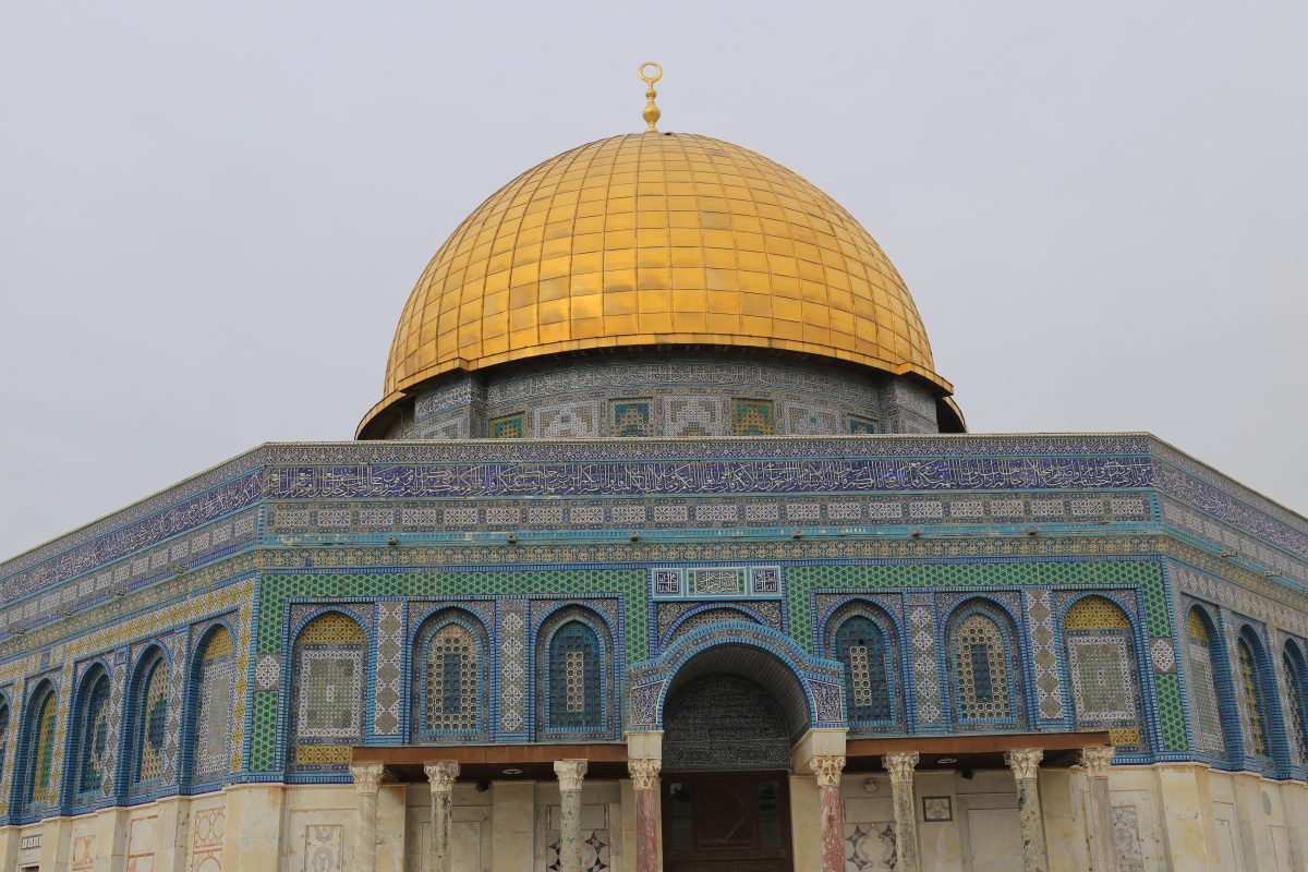 Dome of the Rock, Al-Aqsa - the powder keg of the Middle East, Jerusalem: Holy city for three religions